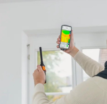 Preview: testo Smart Probes Schimmel-Set 860i + 605i mit Wärmebildkamera