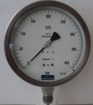 Feinmessmanometer Kl. 0,6  400 bar